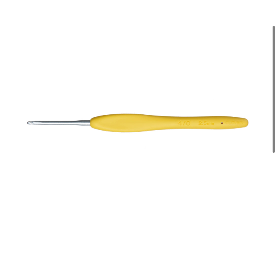 Clover Amour Crochet Hook Size 2.5mm